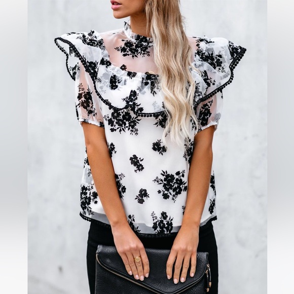 VICI Zinnia Ruffle Statement Blouse | Feminine Elegant | Black & White | Size‎ M - Picture 6 of 11